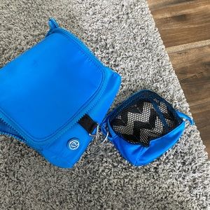 Lululemon Sink Shower Travel Kit